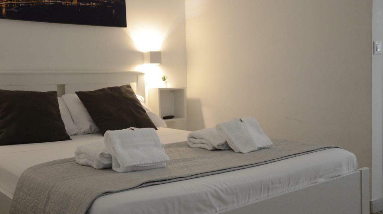 Mellos B&B Naples Extérieur photo